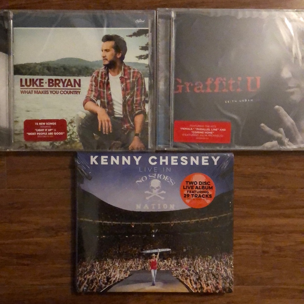 Country Music CD Bundle—Luke Bryan, Keith Urban, and Kenny Chesney